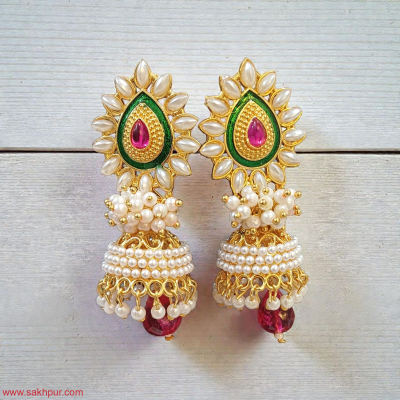 Earring