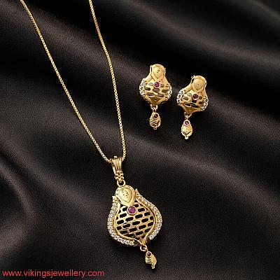 Chain Pendant
