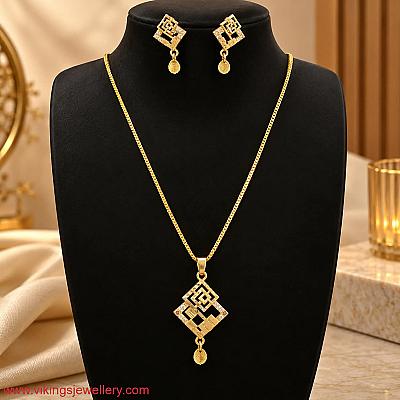 Chain Pendant